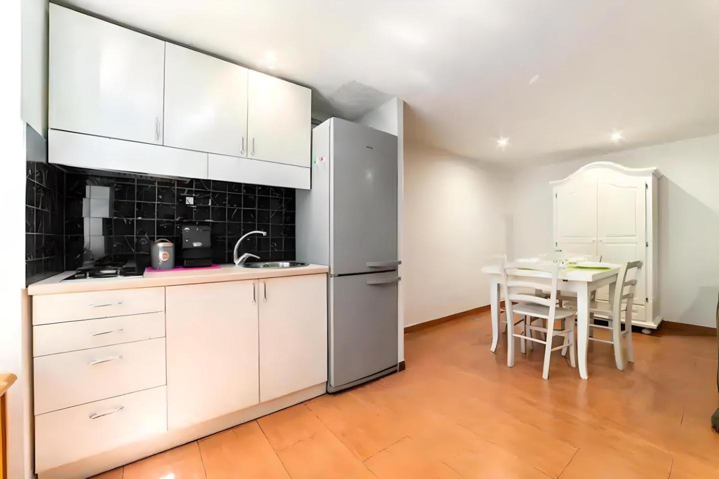 Appartement Borrelli House *